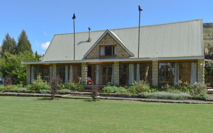 The Clarens Country House