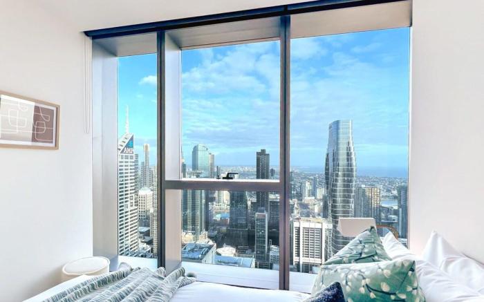Luxury CBD Skyline View Apartment LV58