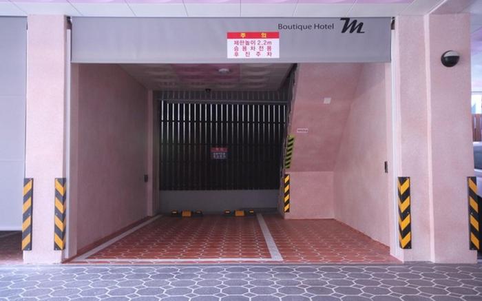 Jinju M Hotel