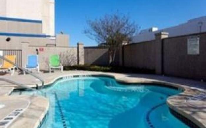 Holiday Inn Austin Airport By IHG