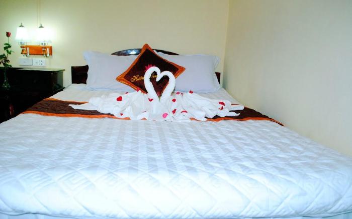 Lotus Hotel 