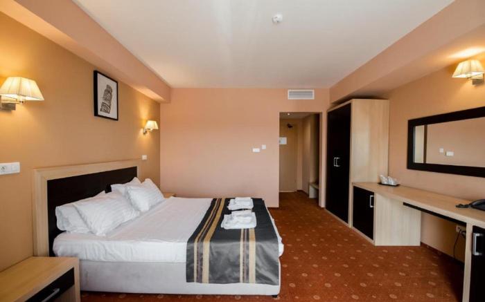 Hotel Oxford Inn&Suites 