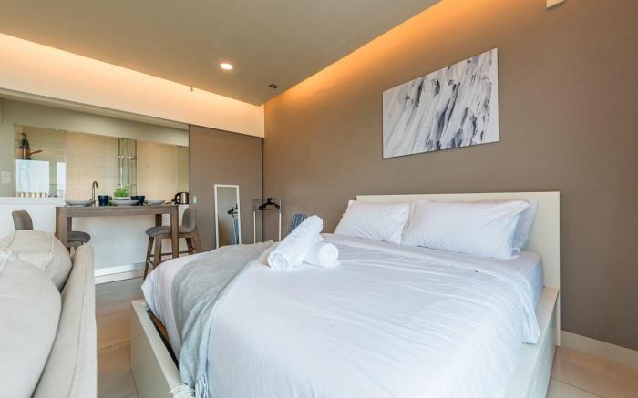 2 Pax Cozy Relax Home Setia Alam SACC