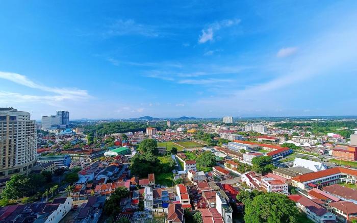 Straits Melaka 1813 Near Mahkota- High Flr/TV Box