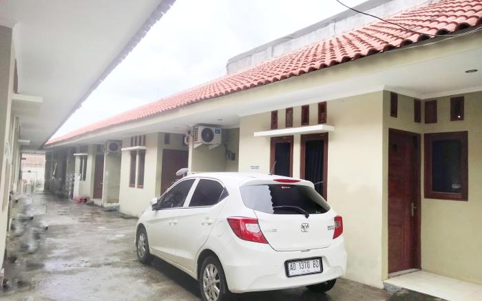 Wisma Mutiara near Alun Alun Demak Mitra RedDoorz