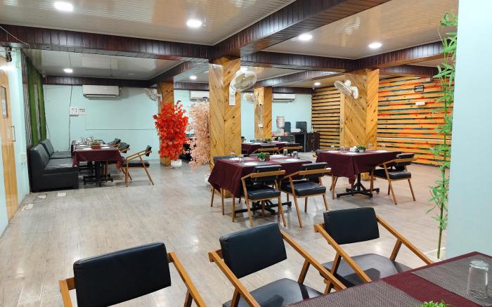 Hotel Emerald Tree