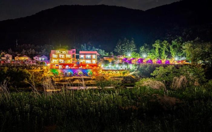 Hongcheon Botopia Caravan Park Pension