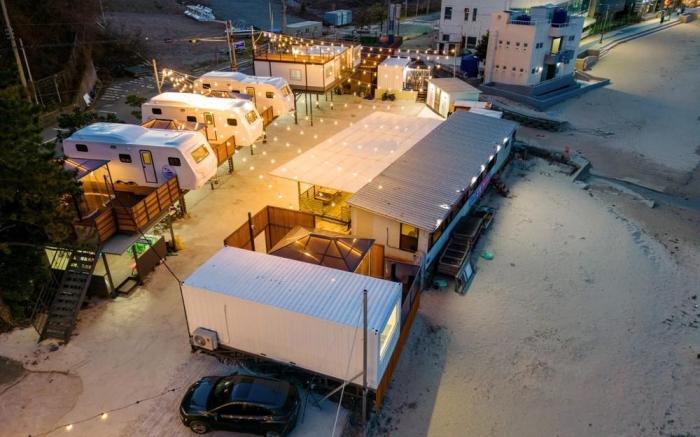 Busan Zio club caravan park