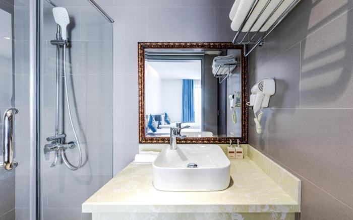 Khách sạn Hoài Cổ