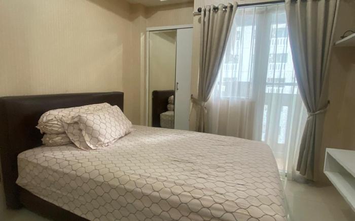 Romantic studio full furnish green pramuka city