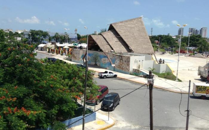 Cancun International Suites