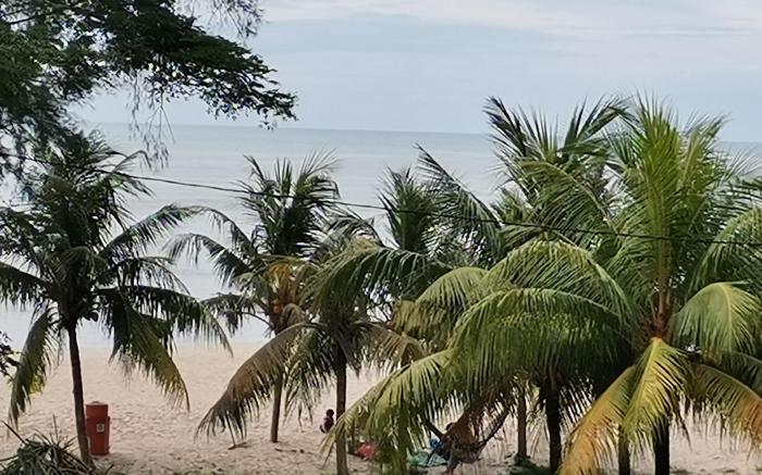 By The Sea beach Front And Sea view Apartment 2
