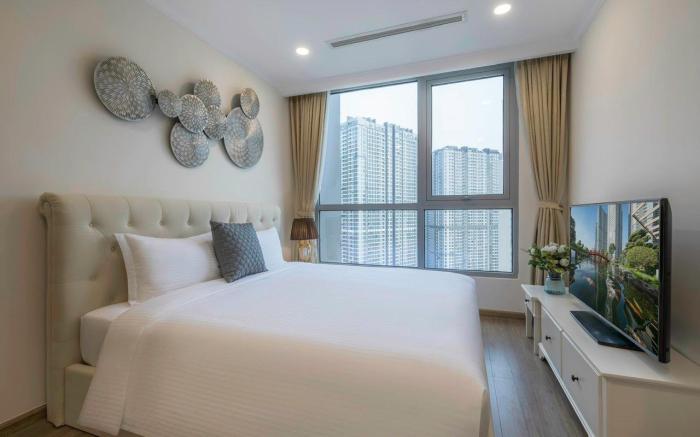 3 Bedroom Apartment Suites - Vinhomes Central Park