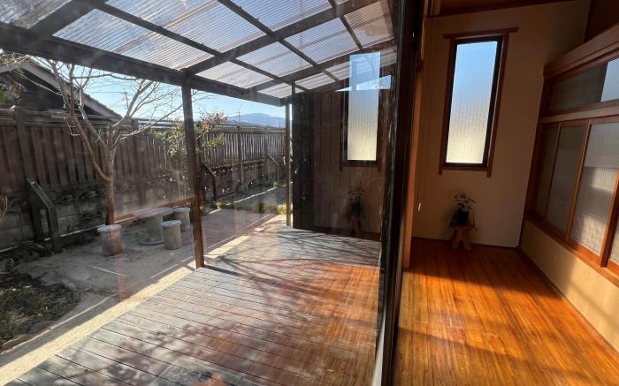 Assi House