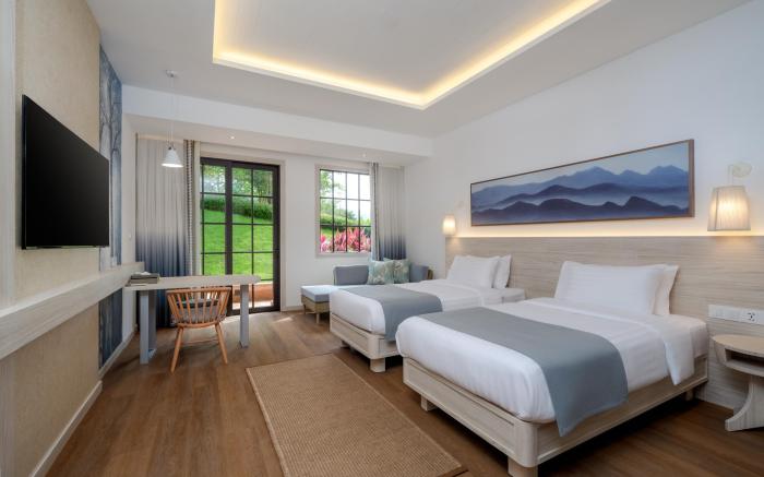 TANA SPRING RESORT