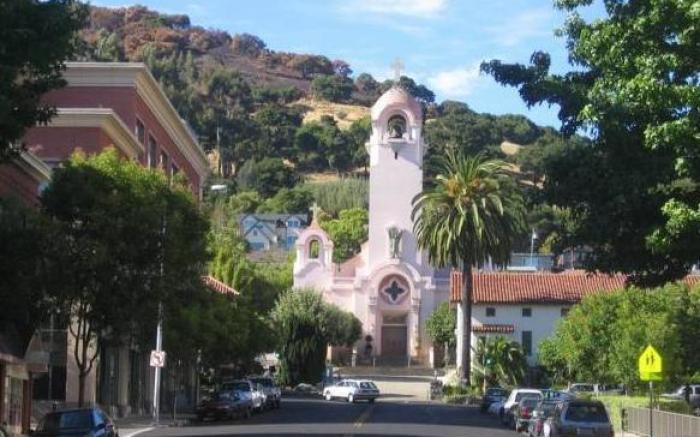 Marin Lodge