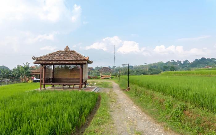 TwoSpaces Living at deRos Resort & Cafe, Bogor