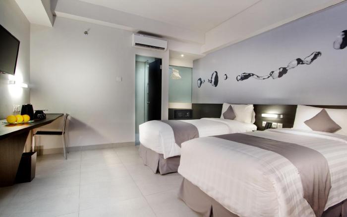 Hotel Neo Tendean by ASTON