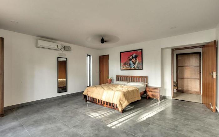 Azura Villa by JadeCaps|4bhk|PvtGarden|Hometheatre