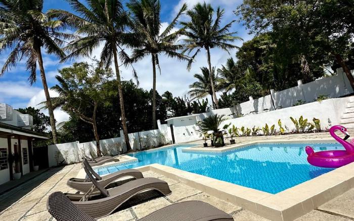 Solstice Suites-Quinn Ryan Suite (good for 24 Pax)