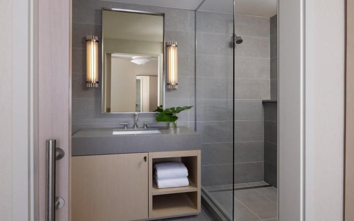 KIMPTON CLARET HOTEL By IHG