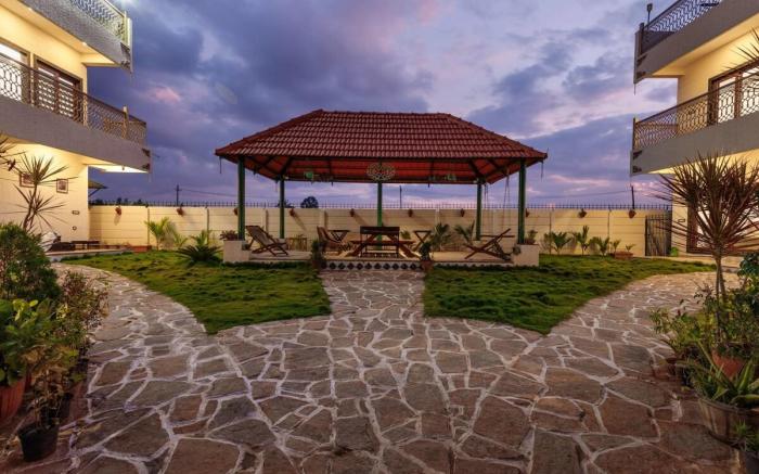 Tropicana Twins by JadeCaps|Jacuzzi|Projector|IKIA