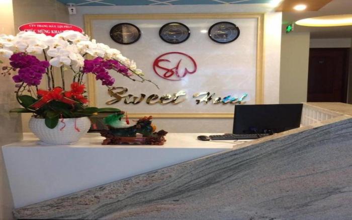 Sweet Hotel