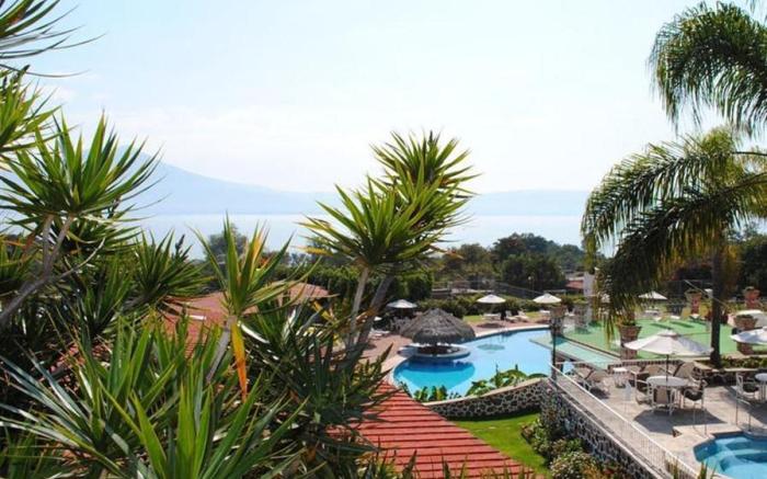 Mama Chuy Hotel & Villas