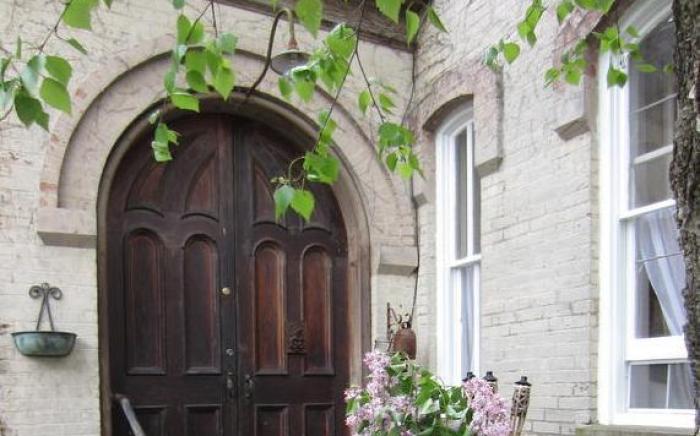Church Des Artistes