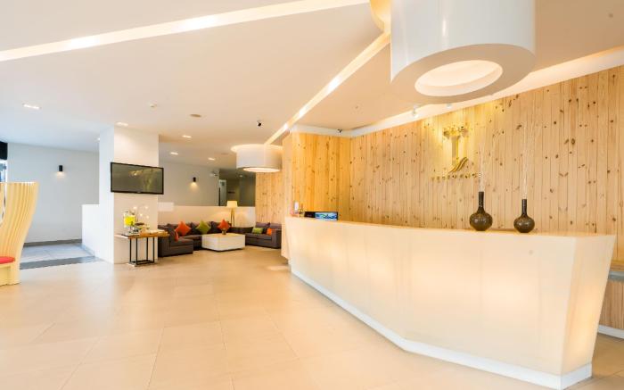 Hotel J Residence