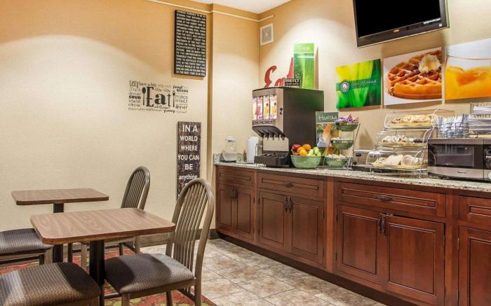 Comfort Inn & Suites