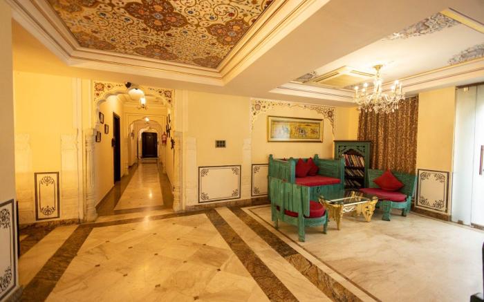 WelcomHeritage Traditional Heritage Haveli Hotel