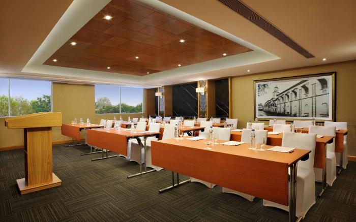 DoubleTree Suites by Hilton Bengaluru Outer Ring Road