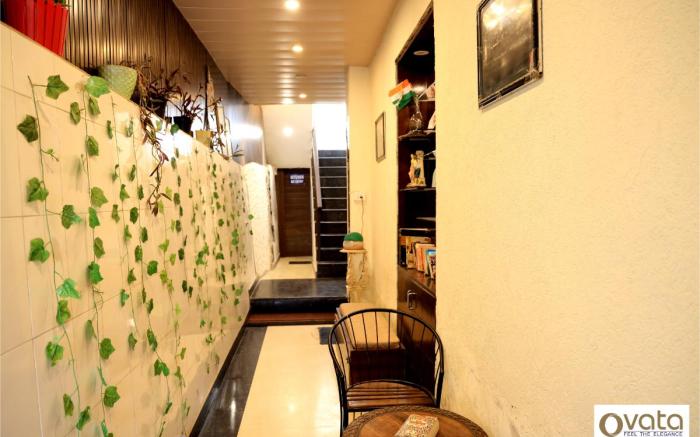 Hotel Himshri Mall Road By Ovata 
