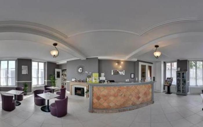 Logis Hotels Restaurants- Villa des Bordes