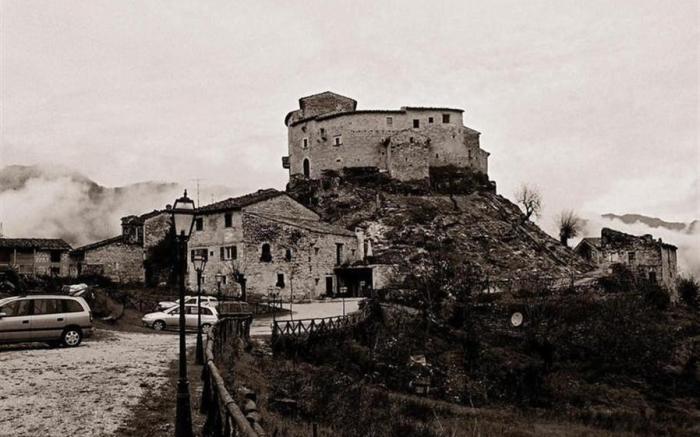 Castel Di Luco
