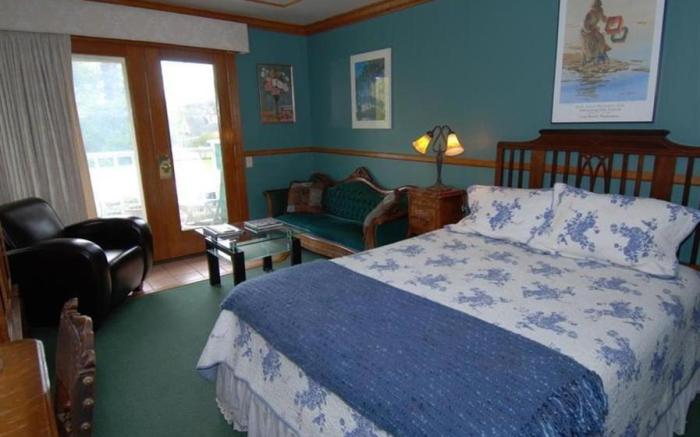 Shelburne Hotel