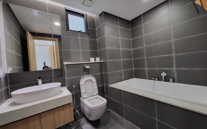 2 BR Apartment The Zei Le Duc Tho
