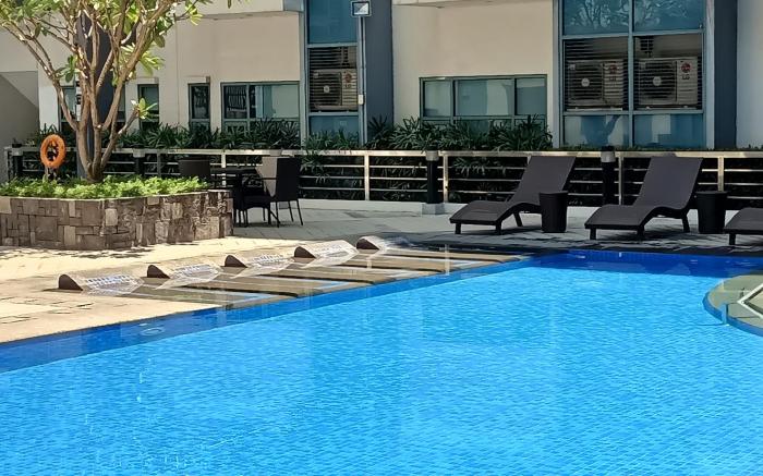 Hilanders Condotel Across Terminal3 