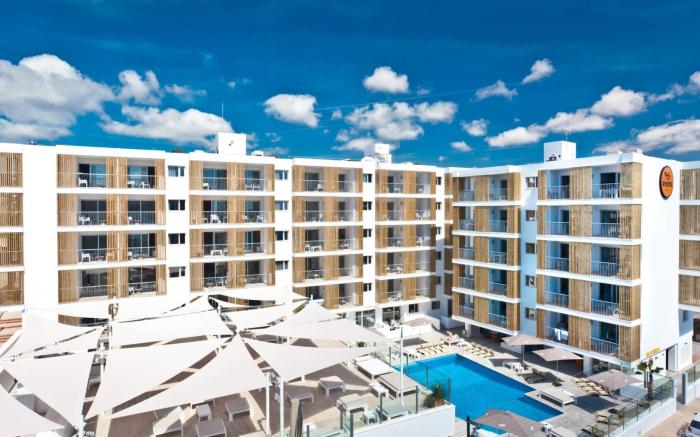 Ryans Ibiza Apartments - Only Adults