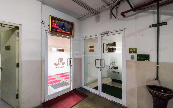 Simple 1BR Parahyangan Residence By Travelio