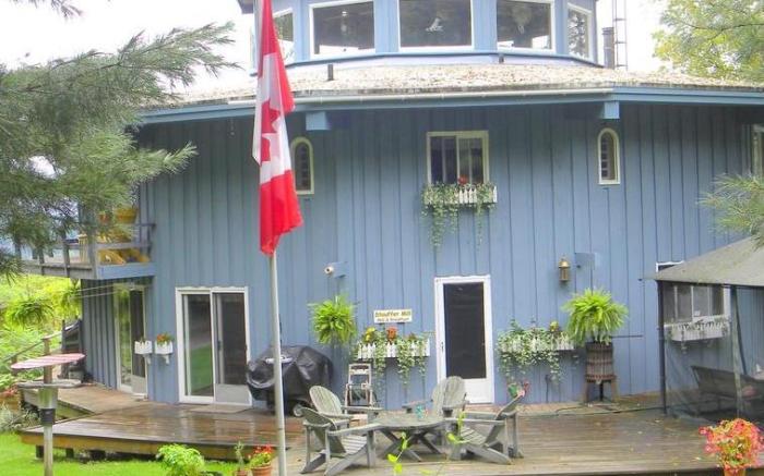 Stouffermill Bed & Breakfast