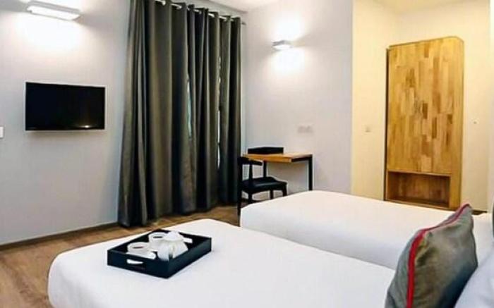 Hotel Wedlock Near Artemis Hospital