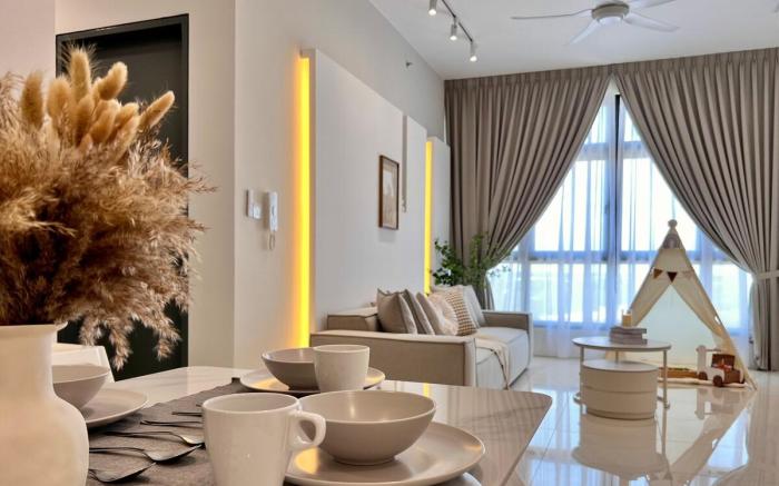 Paradigm Residence, Pleasant by Guesthouse (9pax)