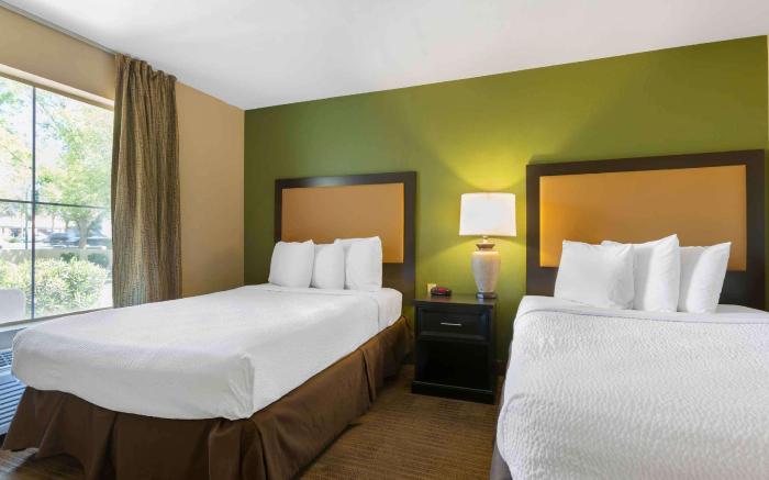 Extended Stay America Select Suites - Phoenix - Airport - E. Oak St.