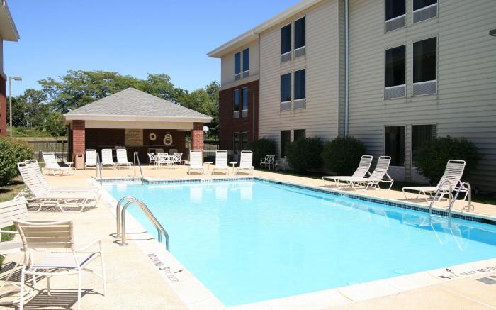 Hampton Inn and Suites Newtown