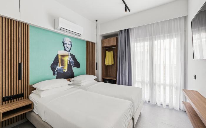 The Q Hotel