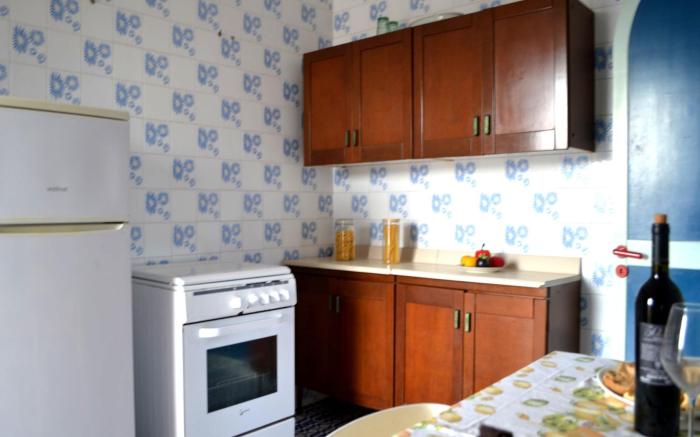 Umi holiday home on the first floor with outdoor space in San Foca