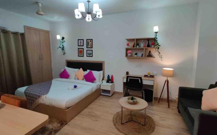 Sojourn Stays- Sun view Apartment