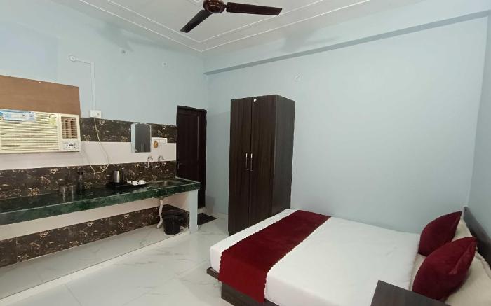 Hotel O Home Aditya Inn Suits Homestay